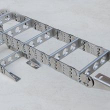  固安縣鑫鵬精密過濾凈化設備廠 主營 濾清器 沼氣濾芯 氨氣
